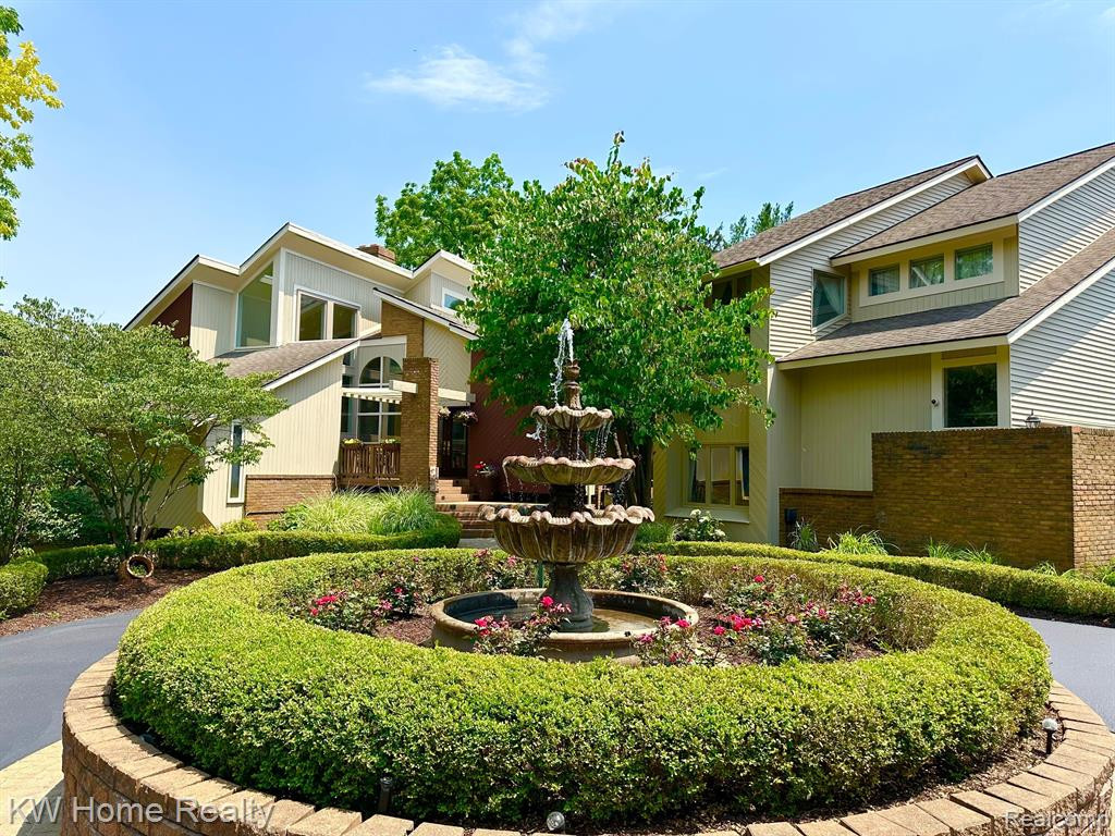 4501 ORCHARD TRAIL, Orchard Lake Village, MI 48324 — Photo 5