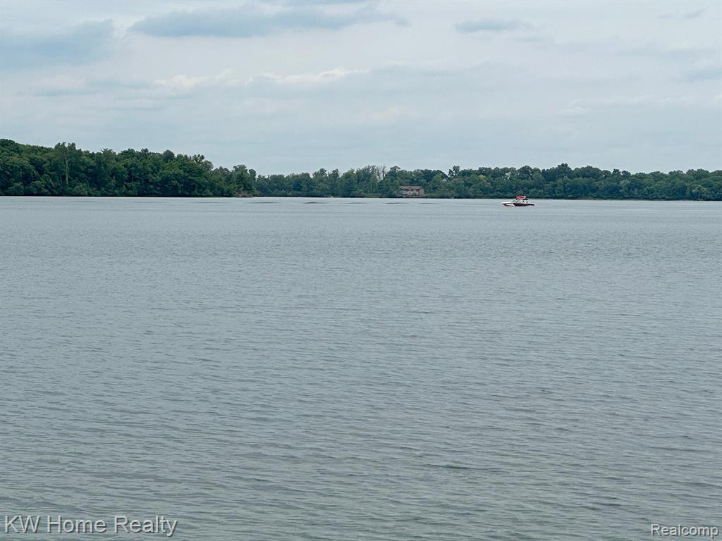 4501 ORCHARD TRAIL, Orchard Lake Village, MI 48324 — Photo 6