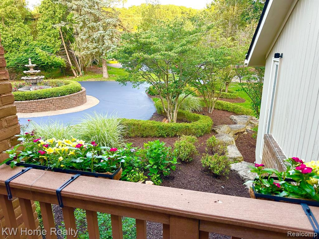 4501 ORCHARD TRAIL, Orchard Lake Village, MI 48324 — Photo 10