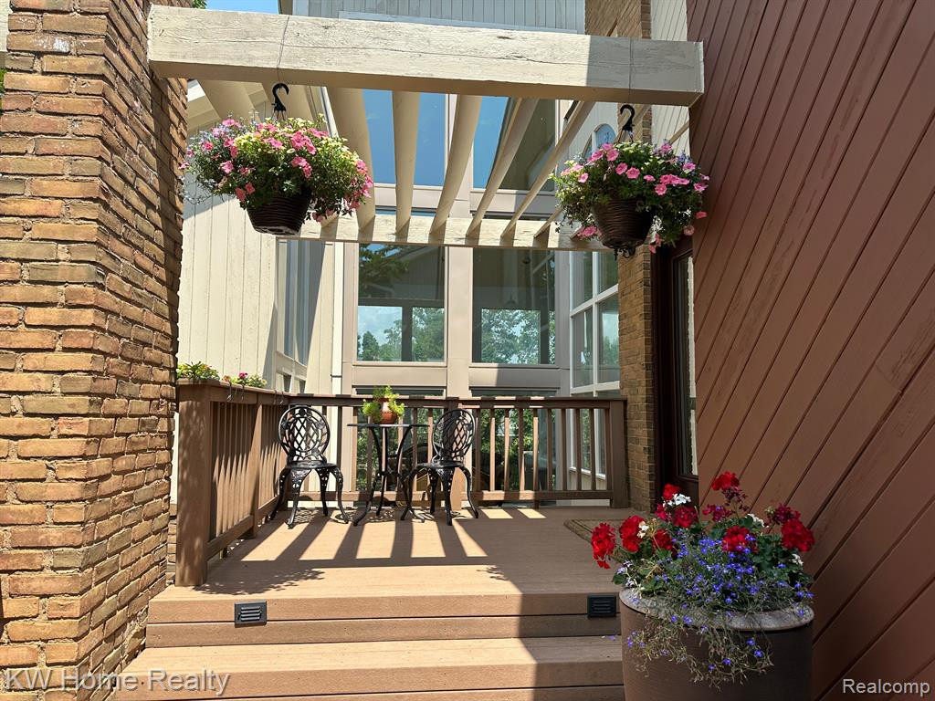 4501 ORCHARD TRAIL, Orchard Lake Village, MI 48324 — Photo 11