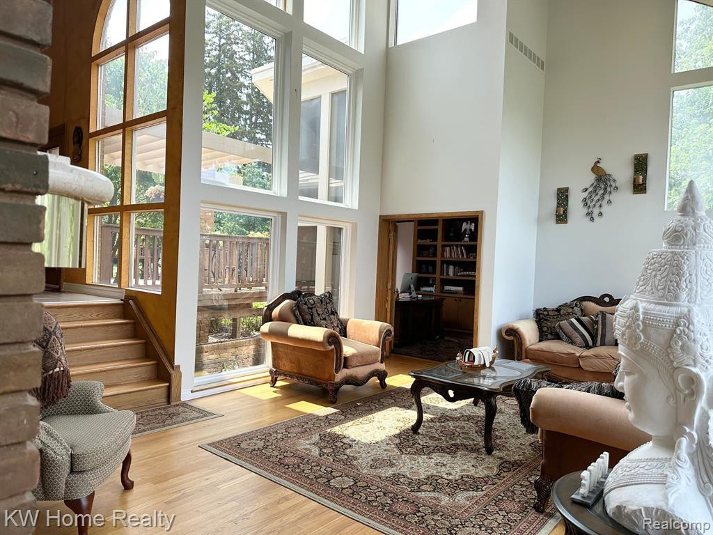 4501 ORCHARD TRAIL, Orchard Lake Village, MI 48324 — Photo 18