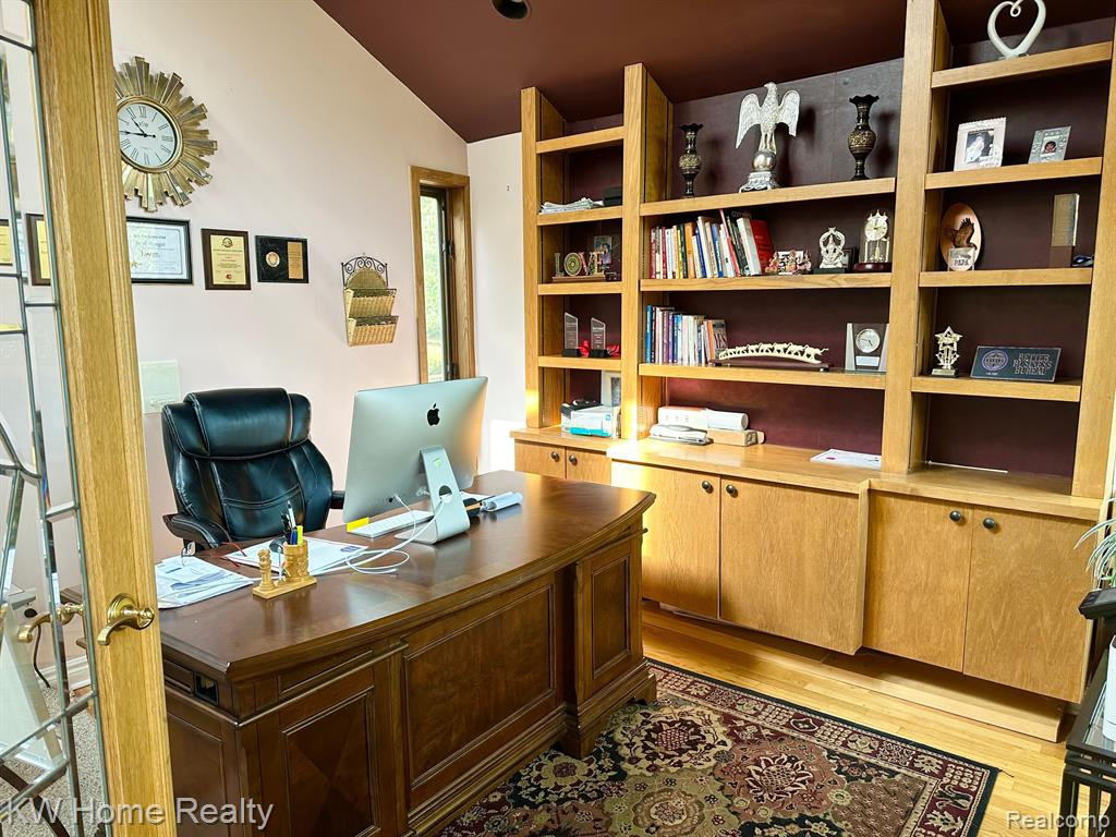 4501 ORCHARD TRAIL, Orchard Lake Village, MI 48324 — Photo 22