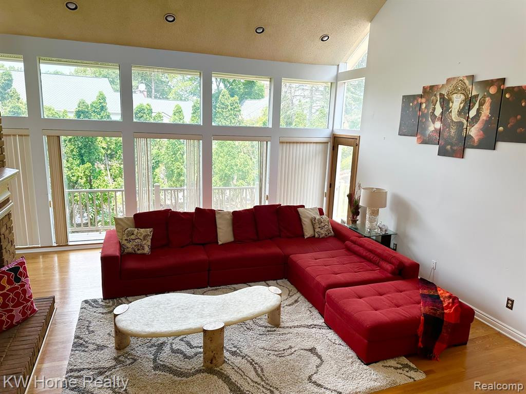 4501 ORCHARD TRAIL, Orchard Lake Village, MI 48324 — Photo 25