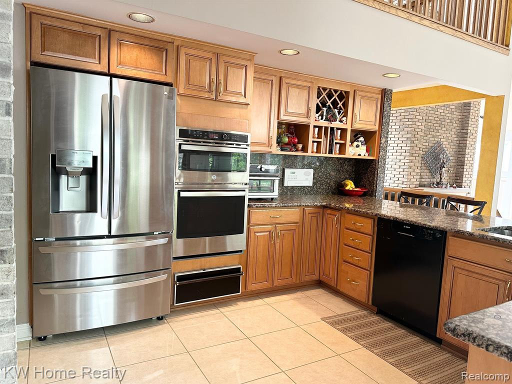 4501 ORCHARD TRAIL, Orchard Lake Village, MI 48324 — Photo 41