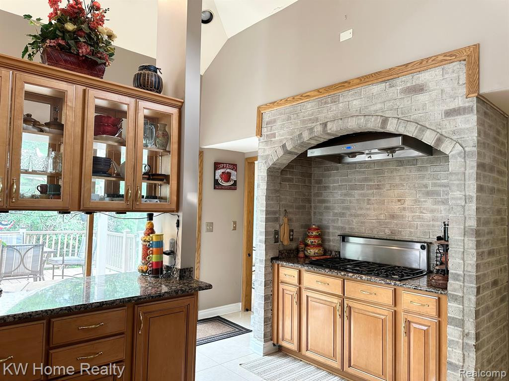 4501 ORCHARD TRAIL, Orchard Lake Village, MI 48324 — Photo 42