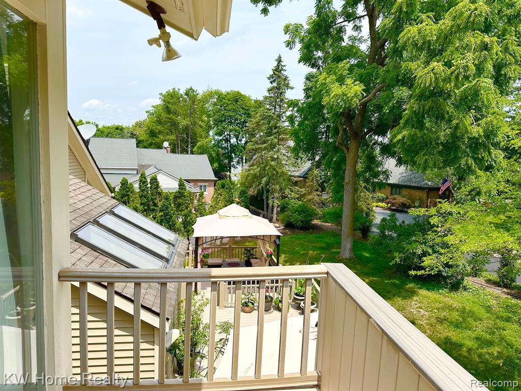4501 ORCHARD TRAIL, Orchard Lake Village, MI 48324 — Photo 49