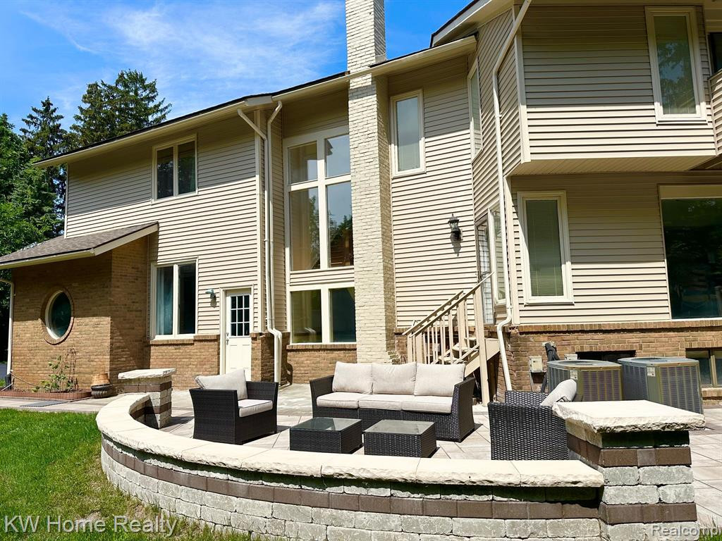 4501 ORCHARD TRAIL, Orchard Lake Village, MI 48324 — Photo 72