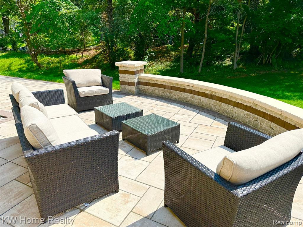 4501 ORCHARD TRAIL, Orchard Lake Village, MI 48324 — Photo 76