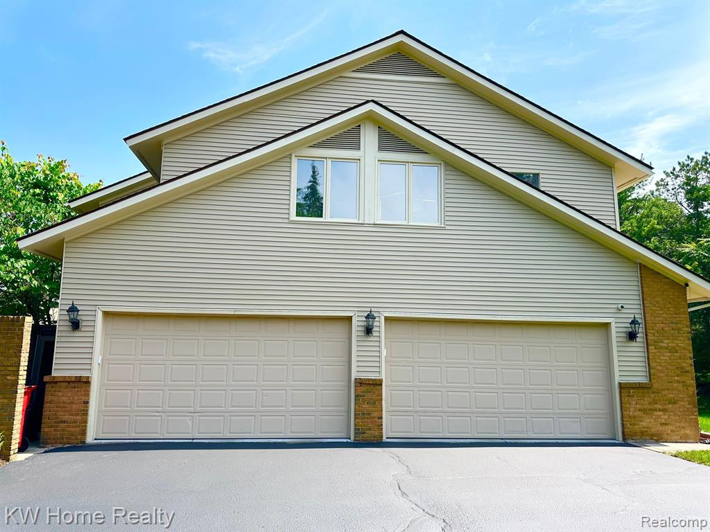 4501 ORCHARD TRAIL, Orchard Lake Village, MI 48324 — Photo 79