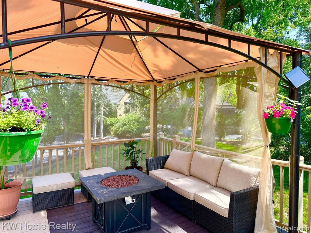 4501 ORCHARD TRAIL, Orchard Lake Village, MI 48324 — Photo 81