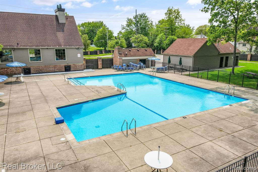 1830 WICKHAM Street, Royal Oak, MI 48073 — Photo 26