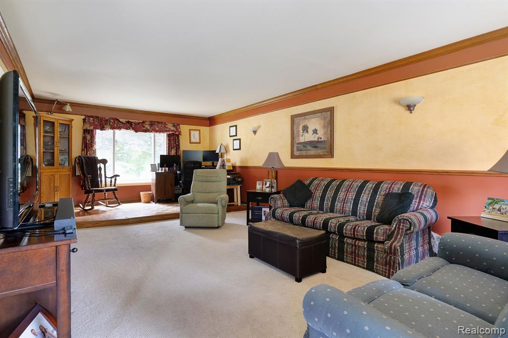 23433 Hollweg Street, Armada, MI — Photo 9