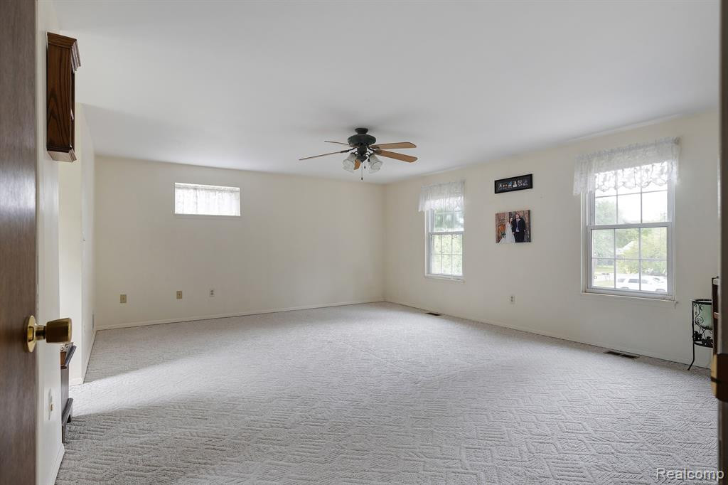 23433 Hollweg Street, Armada, MI — Photo 25