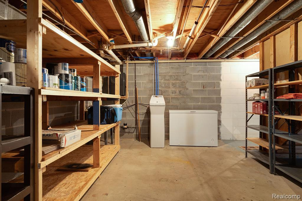 23433 Hollweg Street, Armada, MI — Photo 32