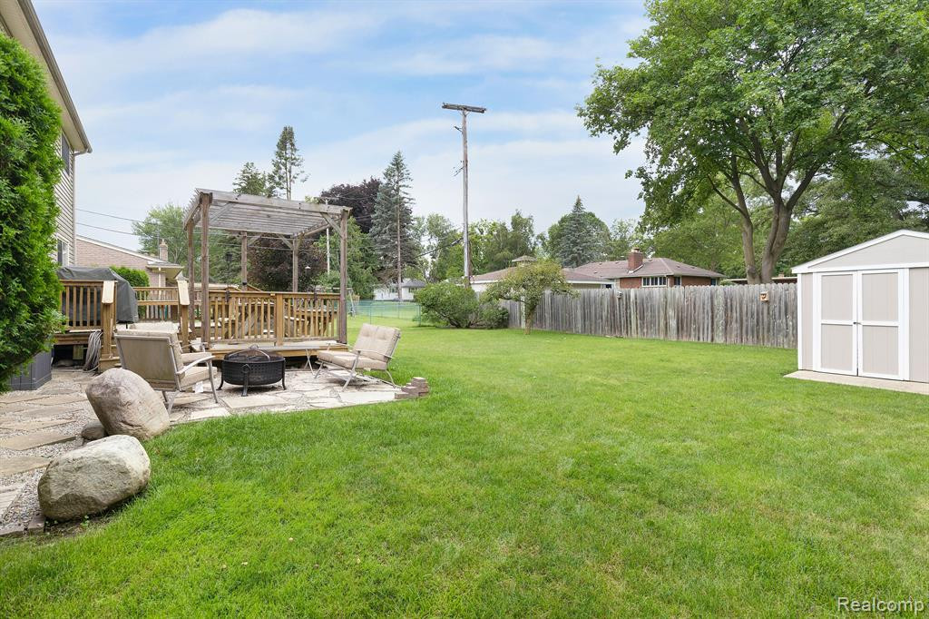 23433 Hollweg Street, Armada, MI — Photo 36