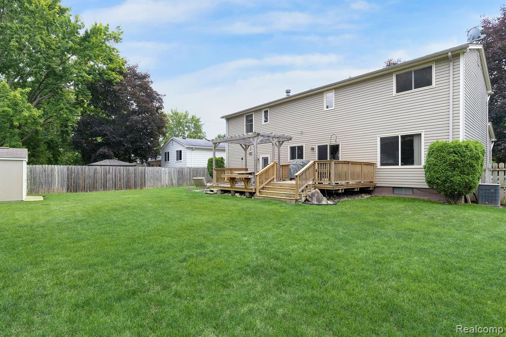 23433 Hollweg Street, Armada, MI — Photo 41