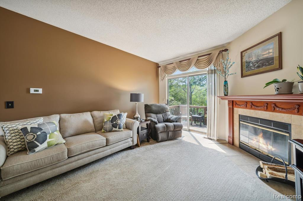 41995 ARROWHEAD Drive, Novi, MI 48377 — Photo 5