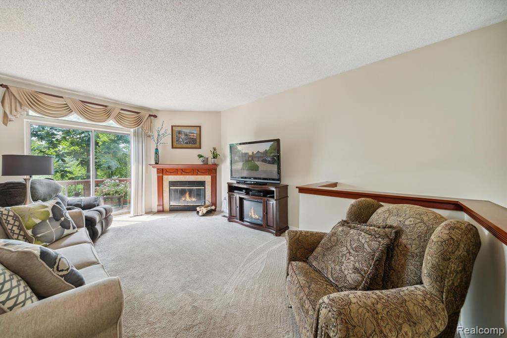 41995 ARROWHEAD Drive, Novi, MI 48377 — Photo 6