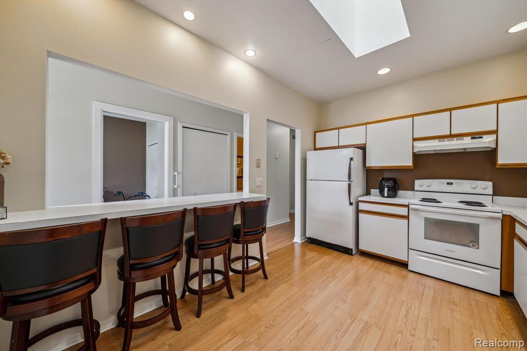 41995 ARROWHEAD Drive, Novi, MI 48377 — Photo 14