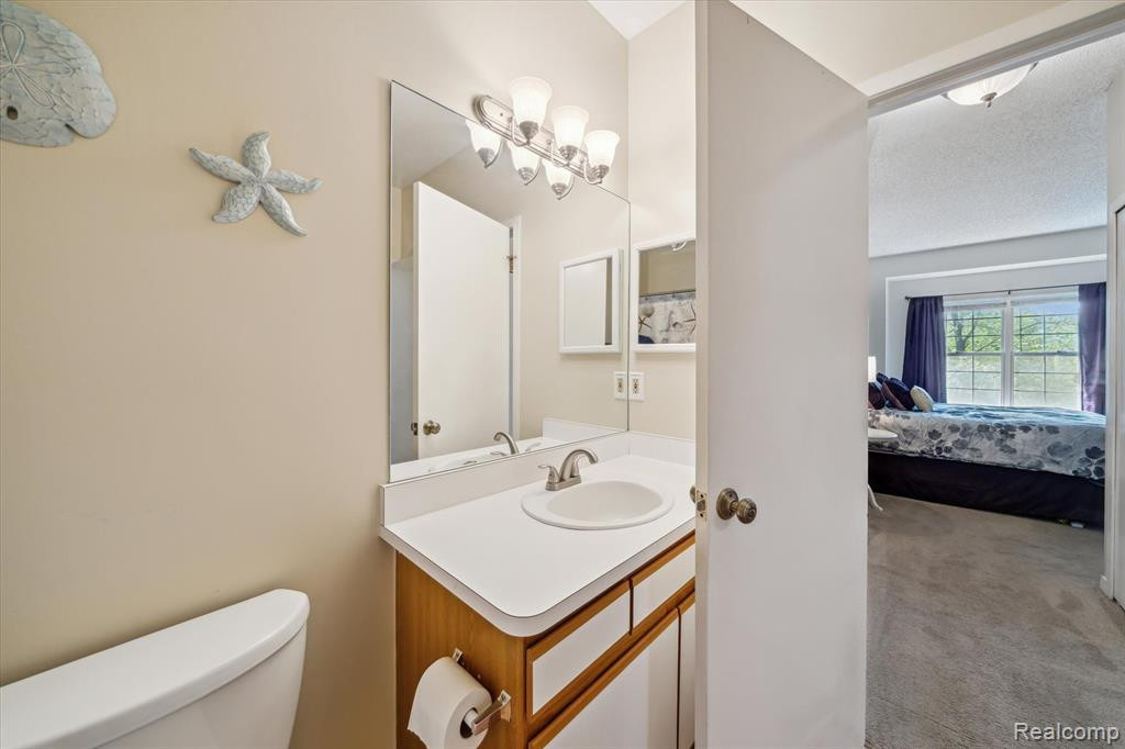 41995 ARROWHEAD Drive, Novi, MI 48377 — Photo 23