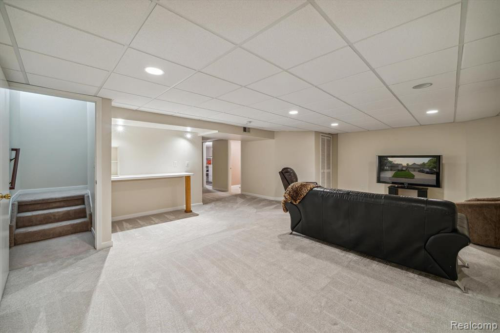 41995 ARROWHEAD Drive, Novi, MI 48377 — Photo 25