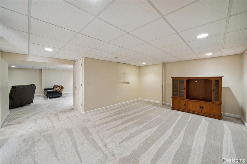 41995 ARROWHEAD Drive, Novi, MI 48377 — Photo 29