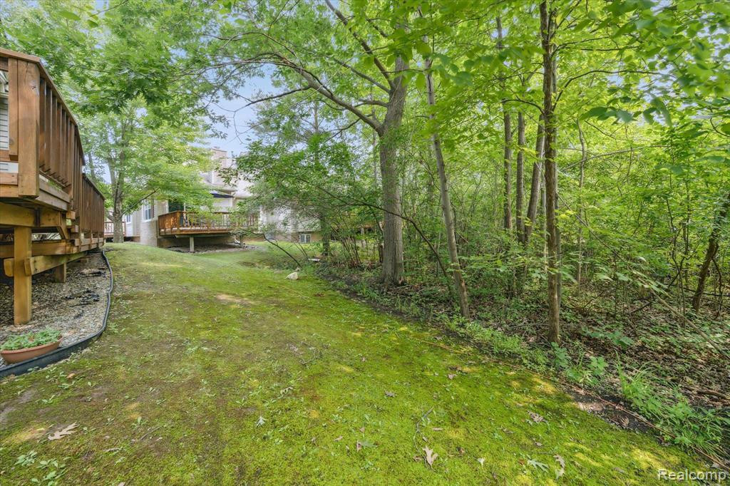 41995 ARROWHEAD Drive, Novi, MI 48377 — Photo 35