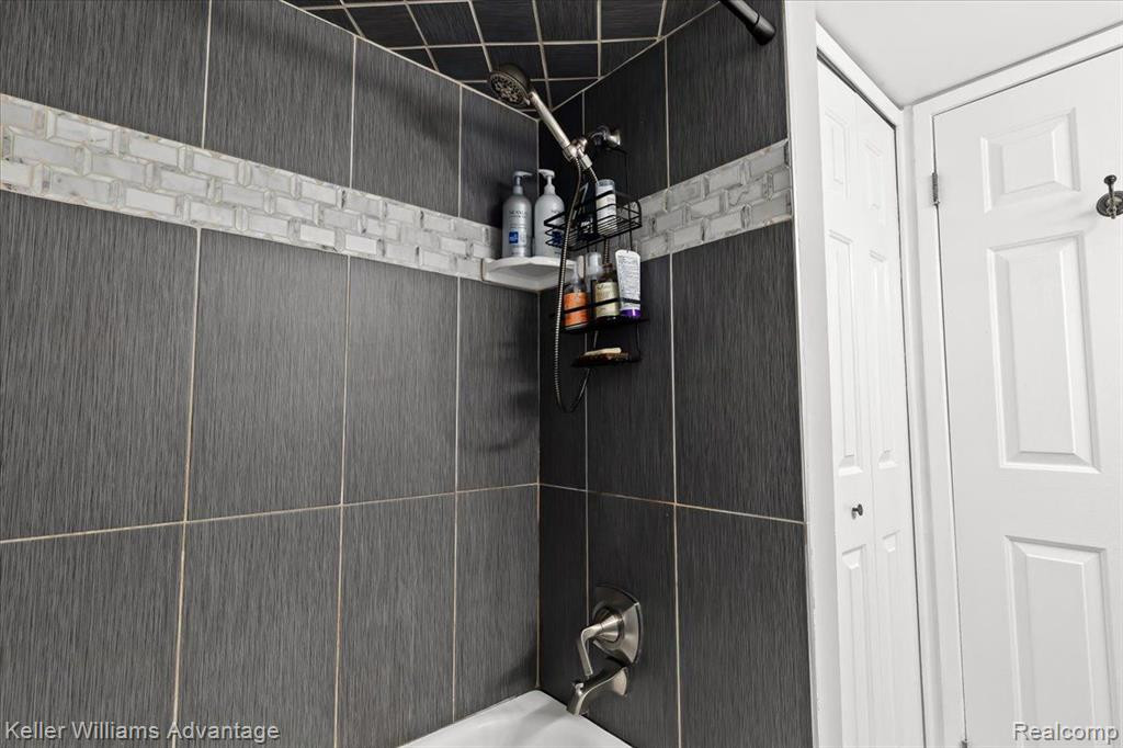 44459 Savery Drive, Canton, MI 48187 — Photo 17