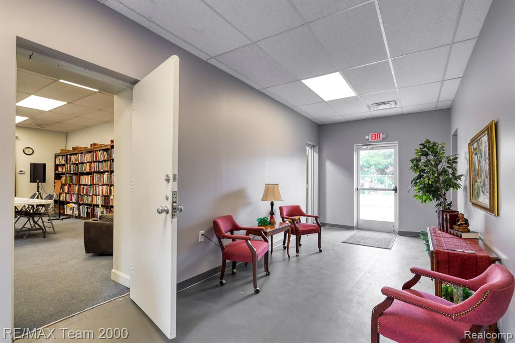5824 CHASE Road, Dearborn, MI 48126 — Photo 14