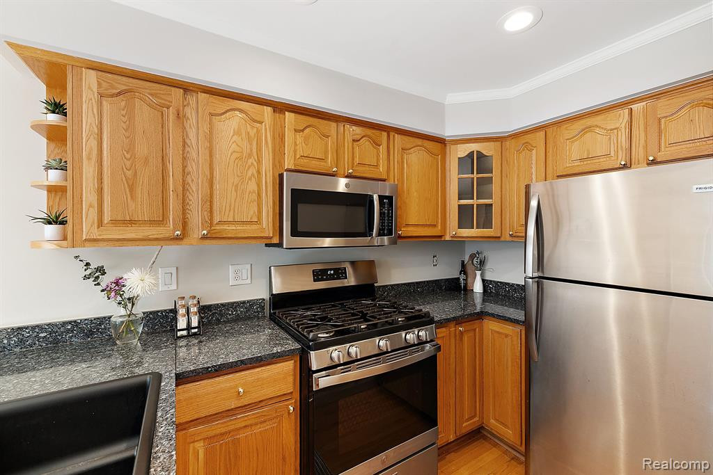 1973 SEABRIGHT Court, 285, Royal Oak, MI 48073 — Photo 20
