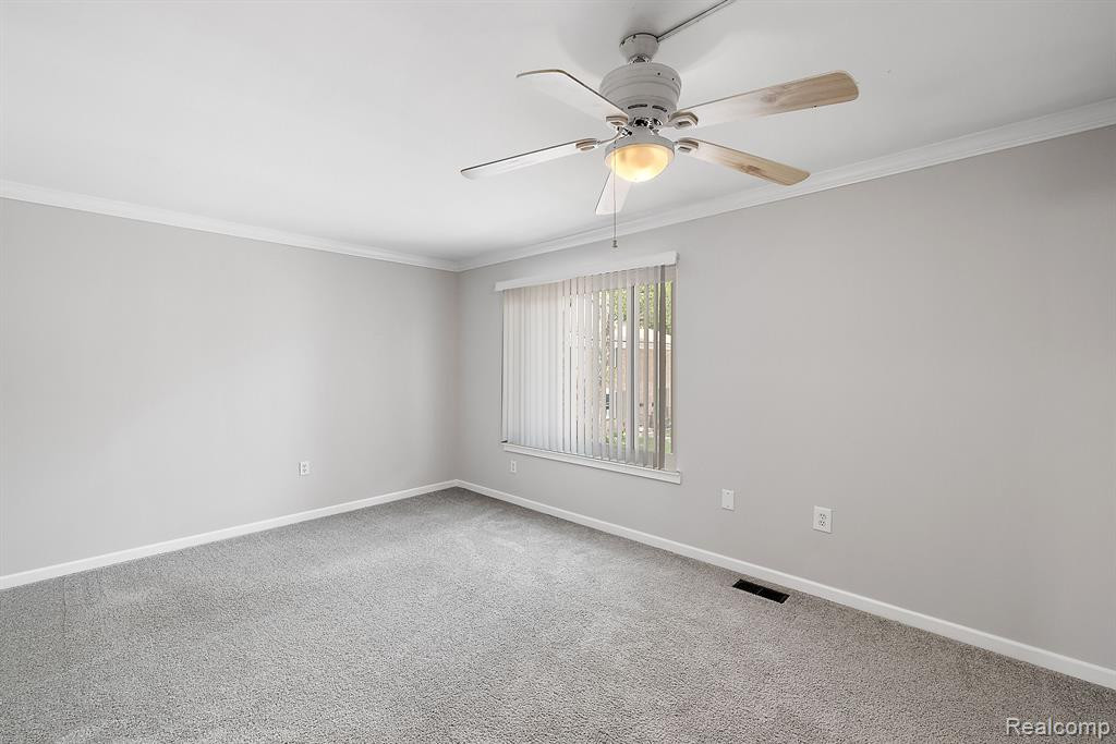 1973 SEABRIGHT Court, 285, Royal Oak, MI 48073 — Photo 21