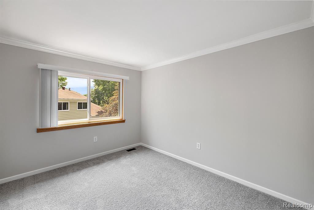 1973 SEABRIGHT Court, 285, Royal Oak, MI 48073 — Photo 25
