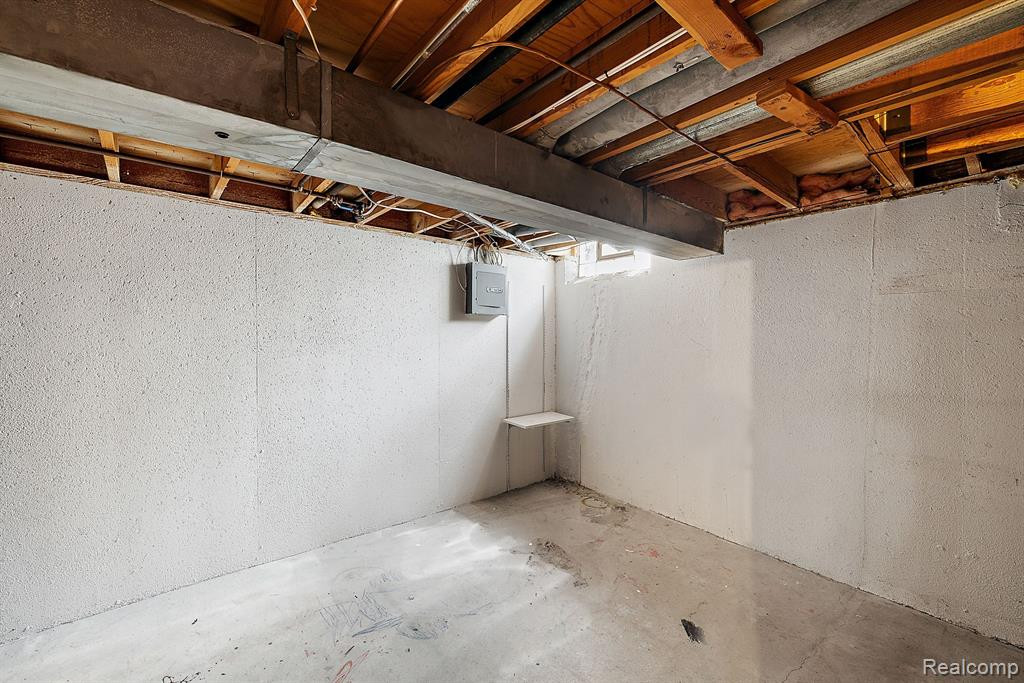 1973 SEABRIGHT Court, 285, Royal Oak, MI 48073 — Photo 32