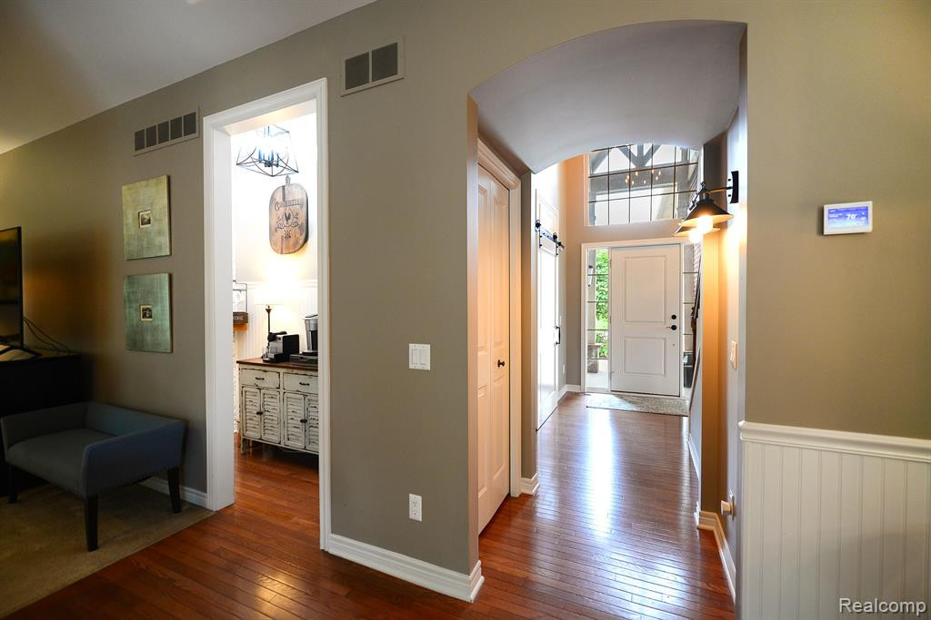 130 SINGH Boulevard, South Lyon, MI 48178 — Photo 8