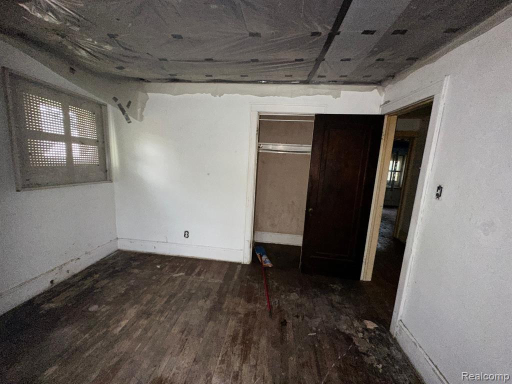 555 W GREENDALE, Highland Park, MI 48203 — Photo 34