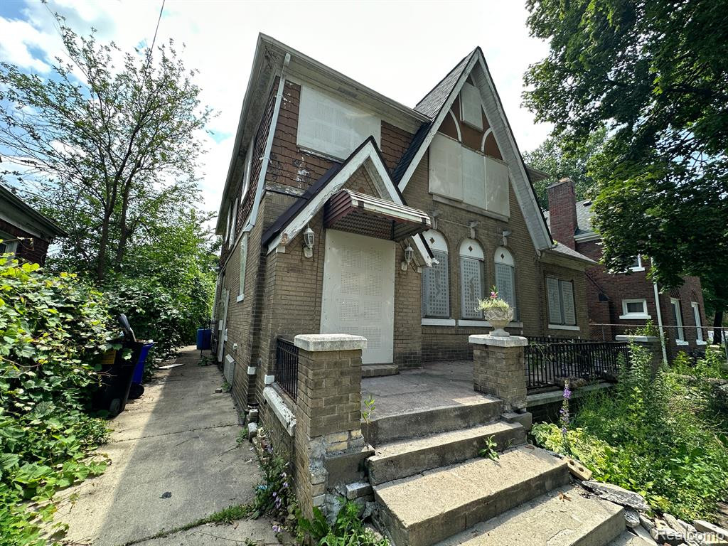 555 W GREENDALE, Highland Park, MI 48203 — Photo 84