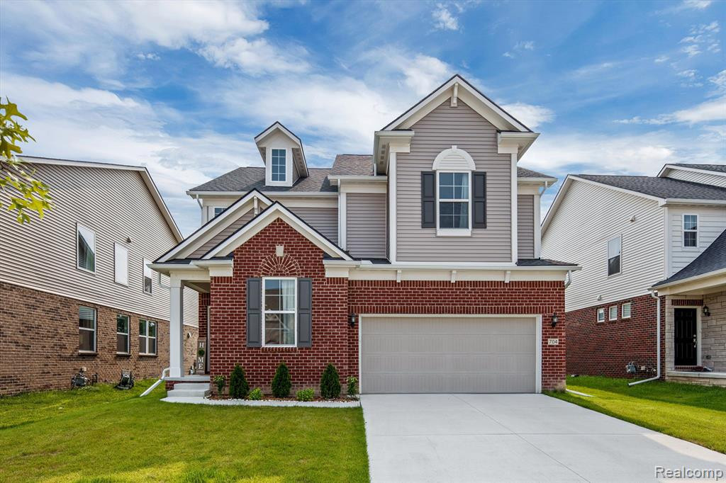 704 BACKSHORE Drive, Canton, MI 48187 — Photo 2