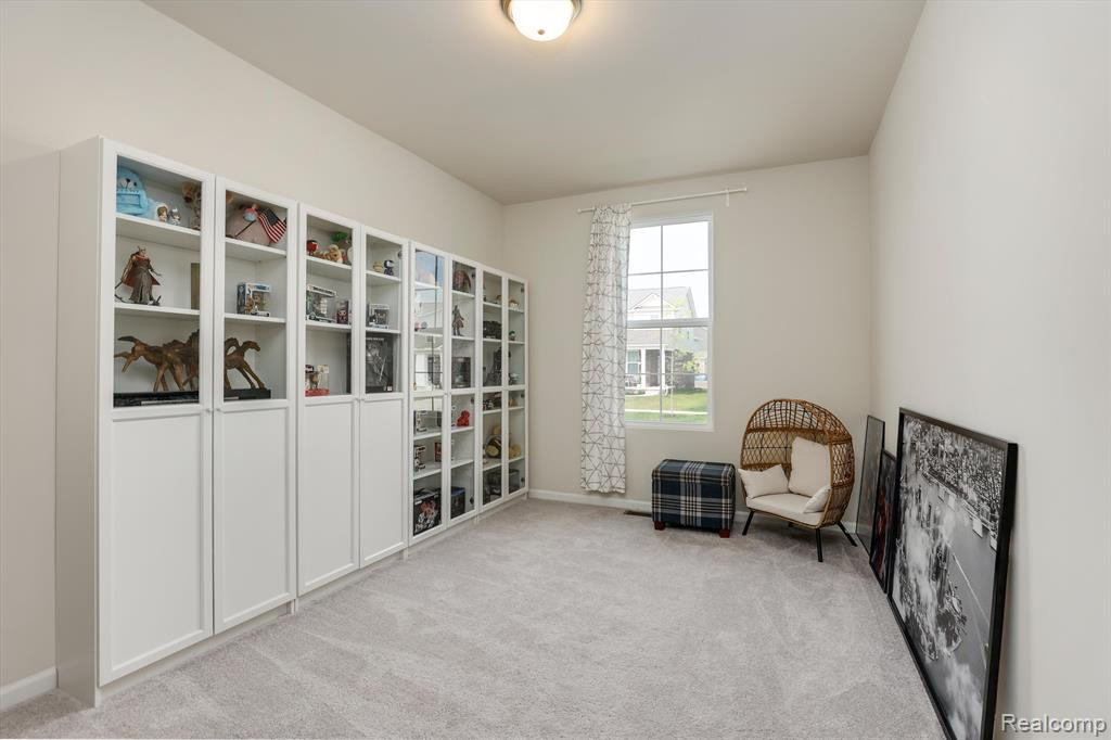704 BACKSHORE Drive, Canton, MI 48187 — Photo 4