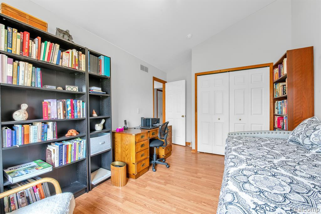 42100 STARLITE, Canton, MI 48187 — Photo 18