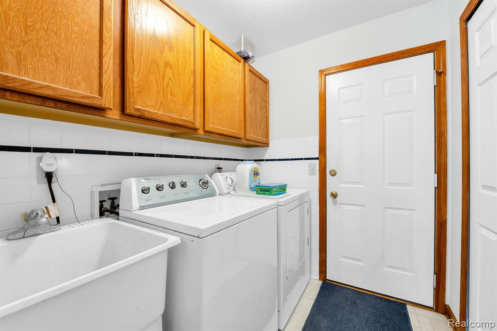 42100 STARLITE, Canton, MI 48187 — Photo 19