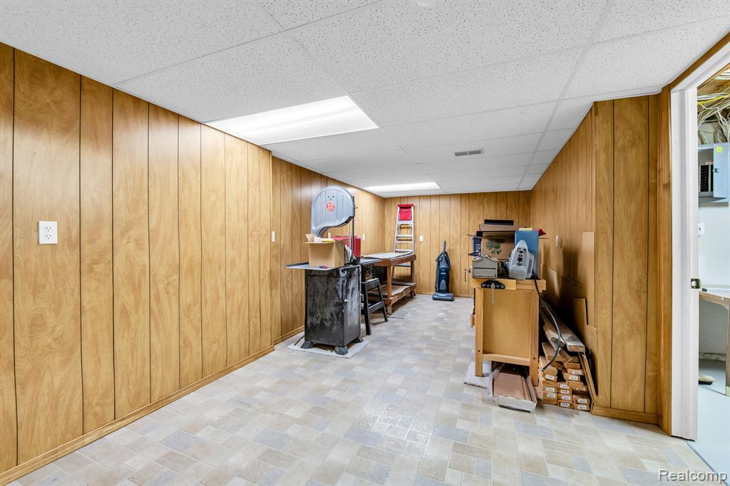 42100 STARLITE, Canton, MI 48187 — Photo 23