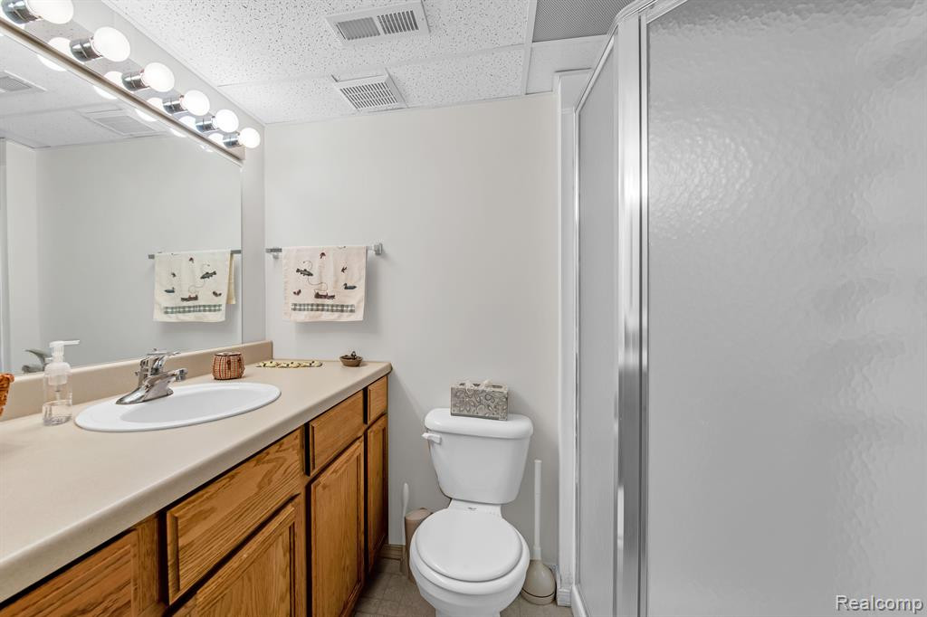 42100 STARLITE, Canton, MI 48187 — Photo 24