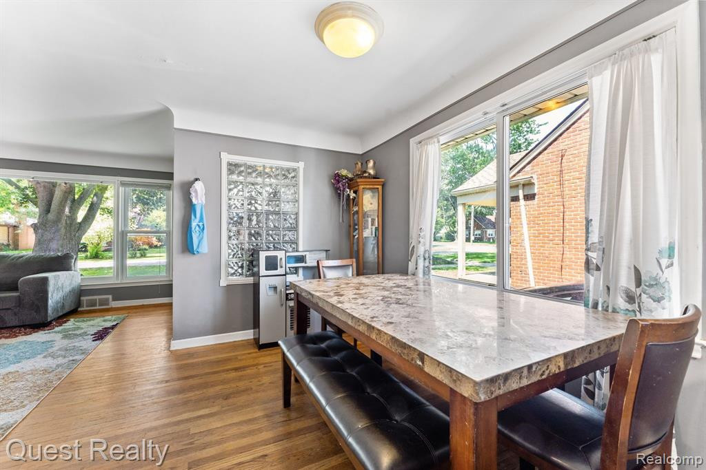 9984 HEMINGWAY, Redford, MI 48239 — Photo 7