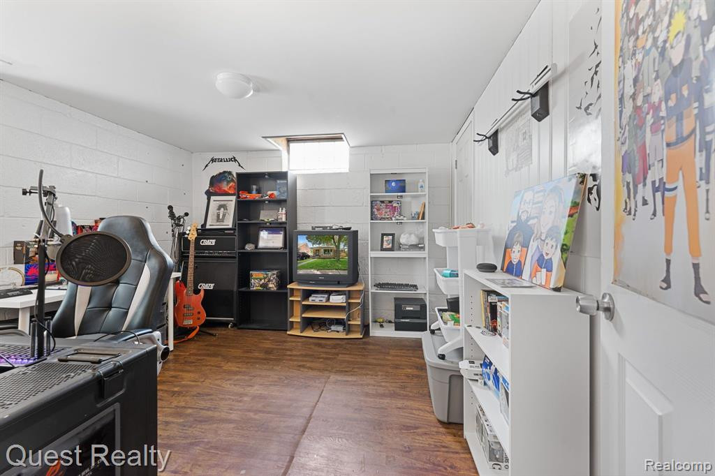 9984 HEMINGWAY, Redford, MI 48239 — Photo 16