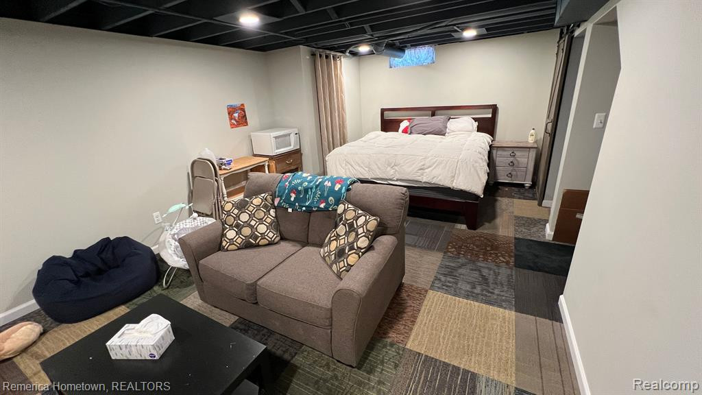 1108 W LEMONT, Canton, MI 48187 — Photo 15