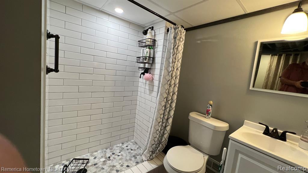 1108 W LEMONT, Canton, MI 48187 — Photo 17