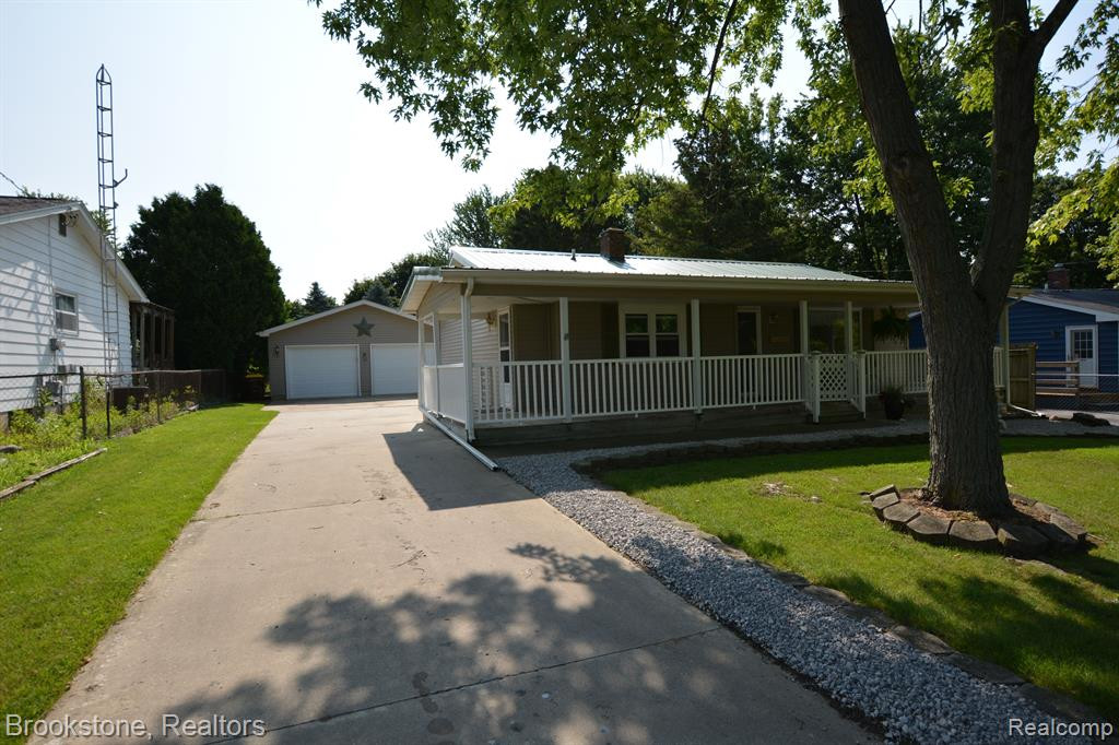 241 LEAVER Street, Vernon, MI 48476 — Photo 2