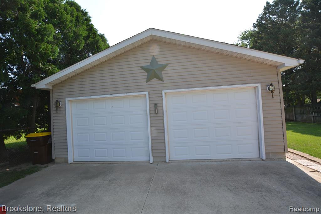 241 LEAVER Street, Vernon, MI 48476 — Photo 3