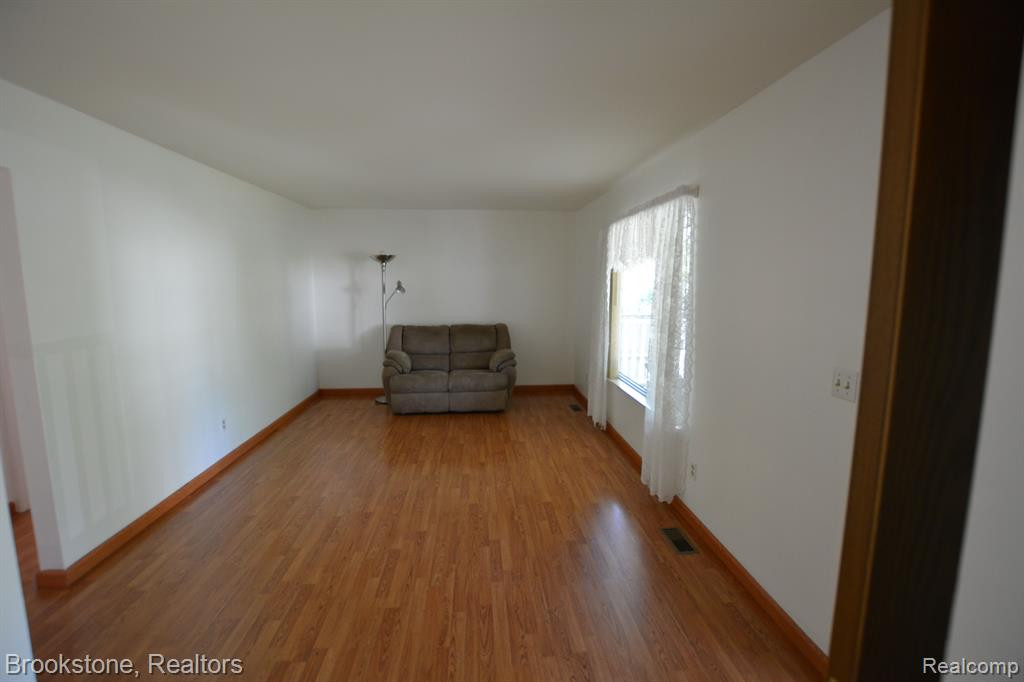 241 LEAVER Street, Vernon, MI 48476 — Photo 7