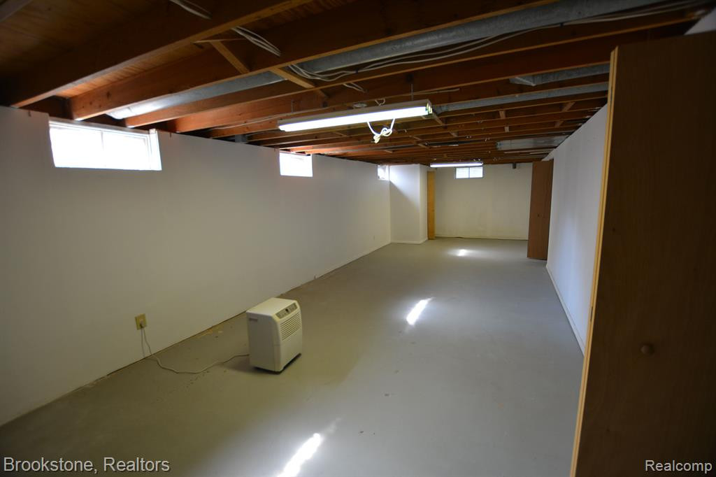241 LEAVER Street, Vernon, MI 48476 — Photo 18